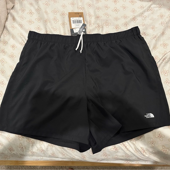 NWT The North Face Elevation Short, Sz XL - Picture 2 of 4
